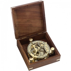 מצפן נלסון מהודר במארז עץ